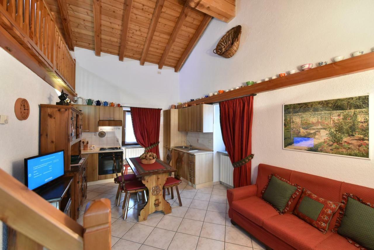 Appartamento Nonna Giulia Aosta Exteriör bild
